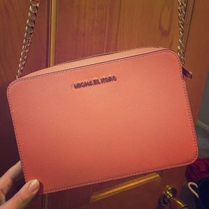Micheal Kors crossbody